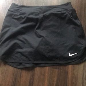 Nike dri-fit black skirt with under shorts